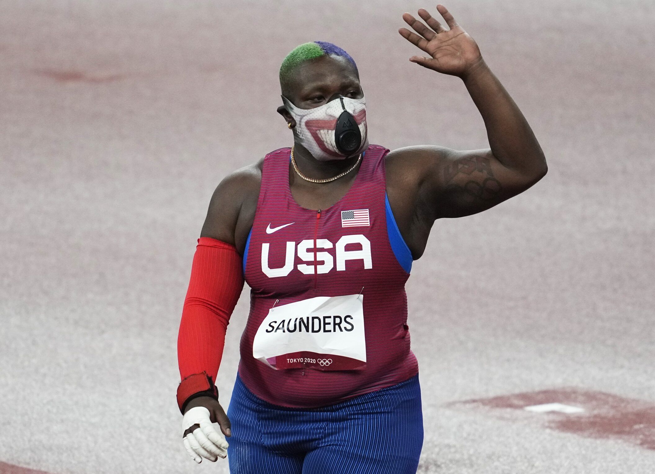 Raven Saunders channels The Joker at Tokyo Olympics debut Outsports