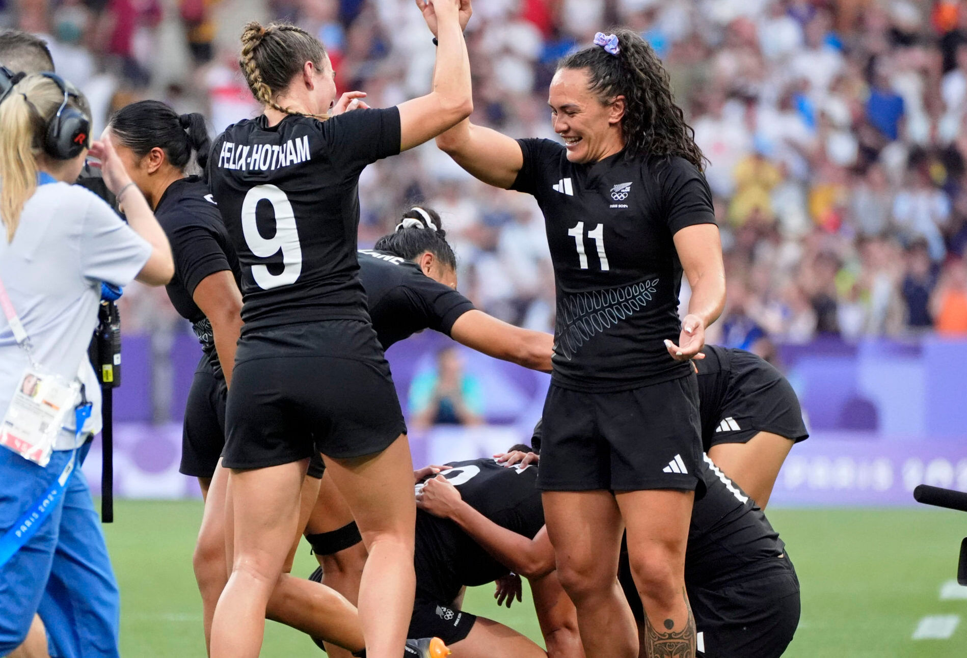 Out rugby star Portia Woodman-Wickliffe goes out with gold - Outsports